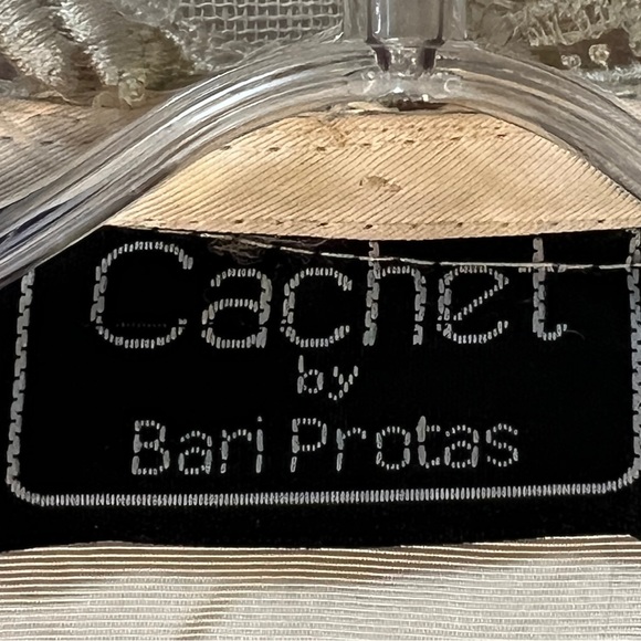 Vintage Cachet by Bari Protas - Picture 3 of 4